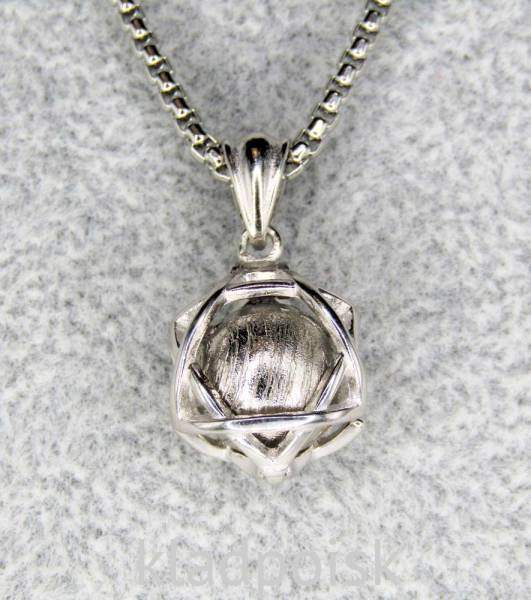 Кулон с метеоритом Aletai