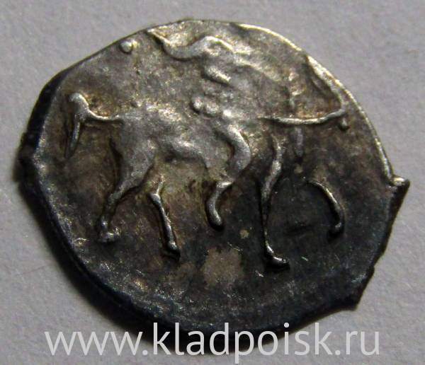 Денга Иван IV Васильевич Грозный (чешуя), серебро, 1533-1584 г., арт 5 Денга Иван IV Васильевич Грозный (чешуя), серебро, 1533-1584 г., арт 5