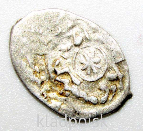 Денга Иван III Васильевич (чешуя), серебро, Московский денежный двор Денга Иван III Васильевич (чешуя), серебро, Московский денежный двор