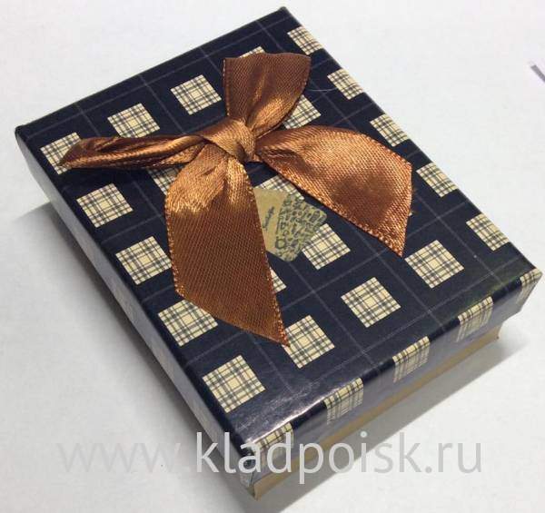 Коробка подарочная шотландка крупная клетка
