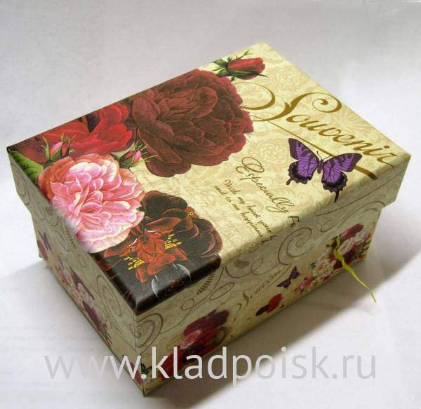 Коробка подарочная прямоугольная 11х7,5х5,5 см, с наполнителем, ретро-4 Коробка подарочная прямоугольная 11х7,5х5,5 см, с наполнителем, ретро-4