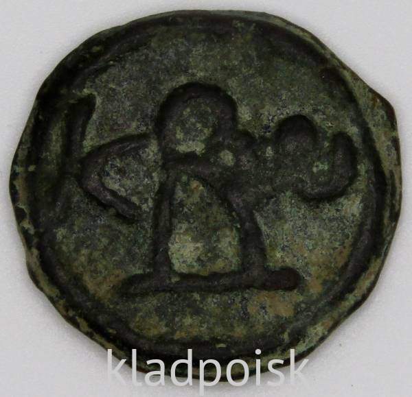 Монета Византии Фоллис Император Василий II 976-1025 гг. Монета Византии Фоллис Император Василий II 976-1025 гг.