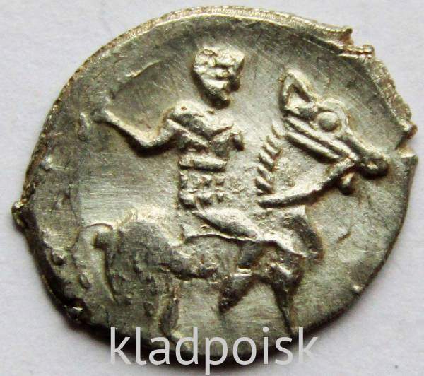 Денга Иван IV Васильевич Грозный (чешуя), серебро, до 1547 года, арт 8 Денга Иван IV Васильевич Грозный (чешуя), серебро, до 1547 года, арт 8