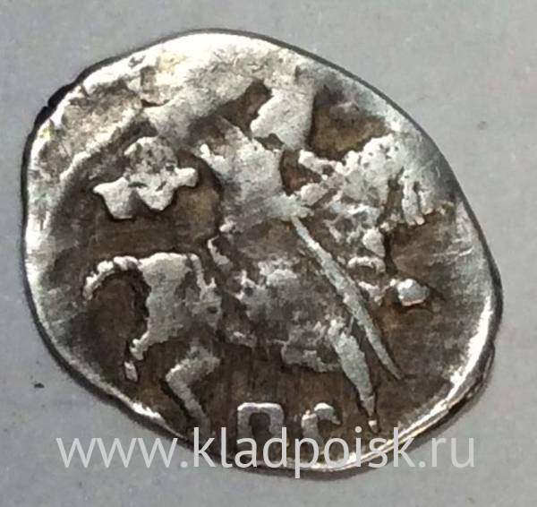 Копейка серебро Михаил Фёдорович (чешуя), 1613-1645 гг. Псковский денежный двор, арт 12 Копейка серебро Михаил Фёдорович (чешуя), 1613-1645 гг. Псковский денежный двор, арт 12