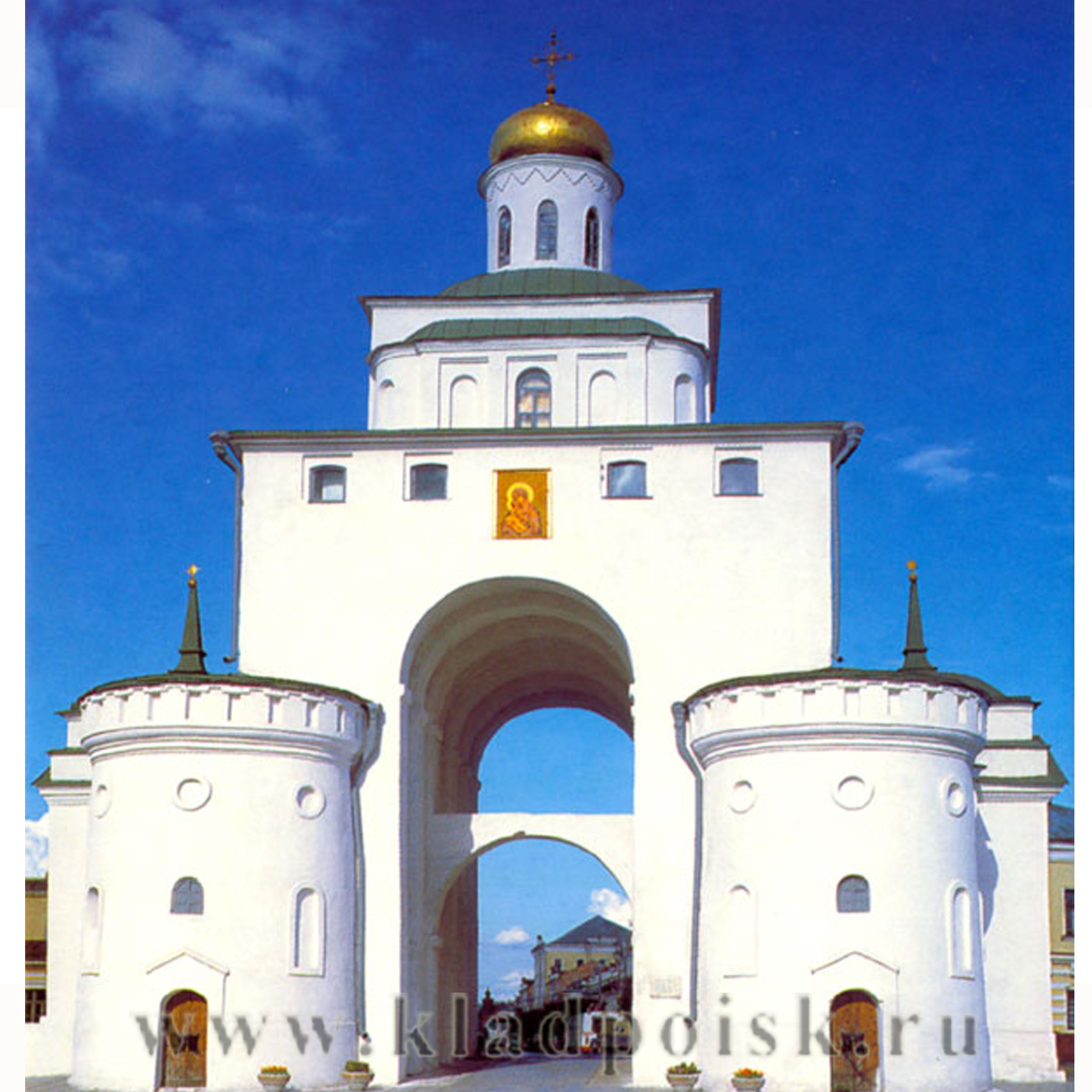 Церковь золотые ворота во владимире. Владимиро Суздаль золотые ворота.