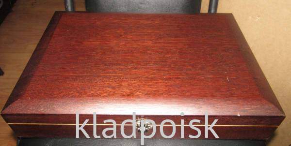 Футляр для 48 серебряных монет 3 рубля, б/у