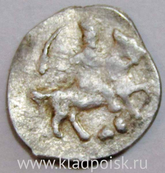 Денга Иван IV Васильевич Грозный (чешуя), серебро, 1533-1584 г., арт 11 Денга Иван IV Васильевич Грозный (чешуя), серебро, 1533-1584 г., арт 11