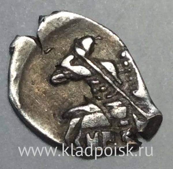 Копейка серебро Михаил Фёдорович (чешуя), 1613-1645 гг. НГ - Новгородский денежный двор, арт 8 Копейка серебро Михаил Фёдорович (чешуя), 1613-1645 гг. НГ - Новгородский денежный двор, арт 8