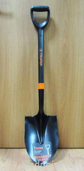Лопата штыковая Truper, сферический ковш, черенок фибергласс