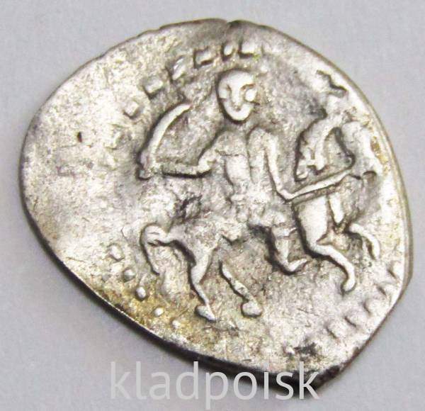 Денга Иван IV Васильевич Грозный (чешуя), серебро, 1533-1584 гг., КГ-73, арт 17 Денга Иван IV Васильевич Грозный (чешуя), серебро, 1533-1584 гг., КГ-73, арт 17