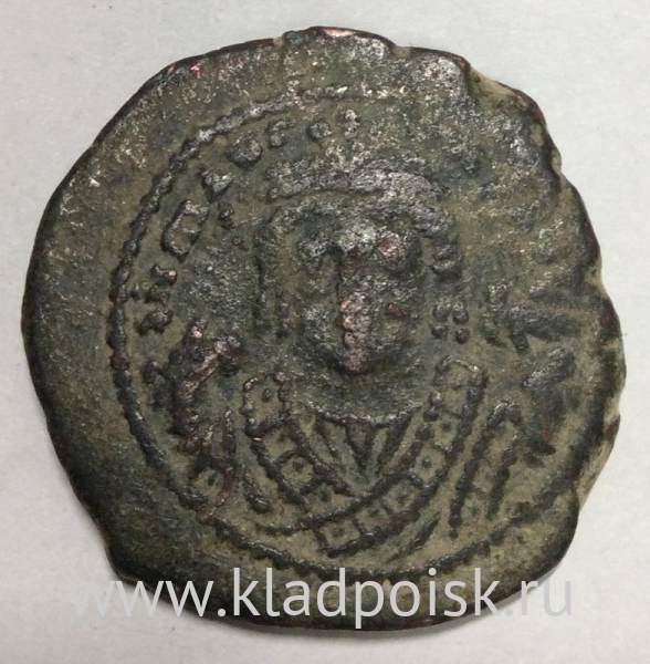 Монета Византии Фоллис Маврикий Тиберий 596 год Антиохия Монета Византии Фоллис Маврикий Тиберий 596 год Антиохия