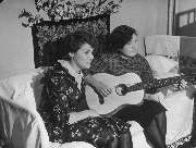 Технический институт. В общежитии студентов. 