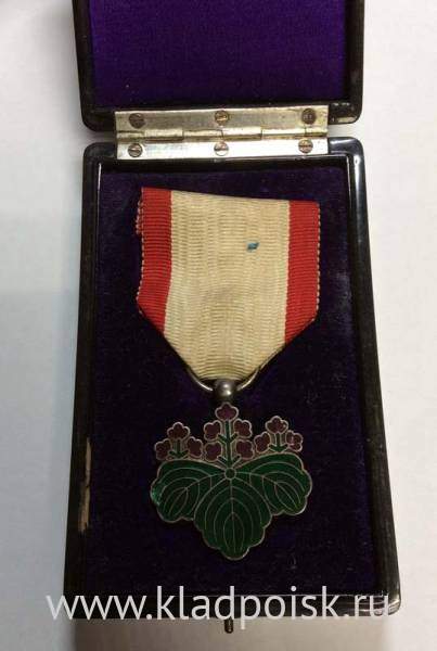 Орден Восходящего солнца, 7 степень, Серебро, цветная эмаль, Япония Орден Восходящего солнца, 7 степень, Серебро, цветная эмаль, Япония