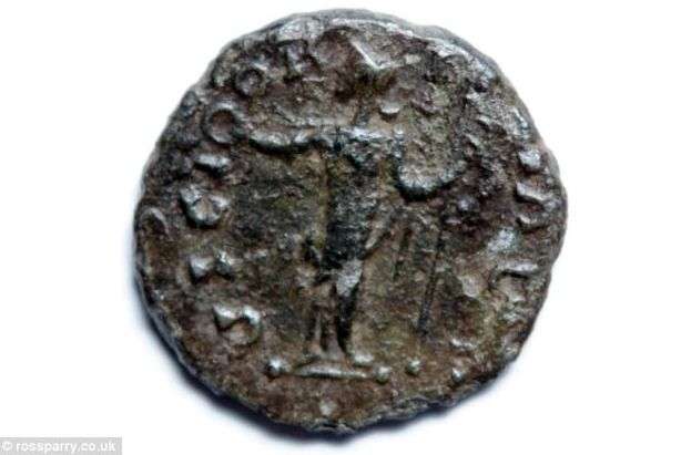 Серебряная монета, с изображением римского императора узурпатора Прокула, примерно 280 год нашей эры Серебряная монета, с изображением римского императора узурпатора Прокула, примерно 280 год нашей эры