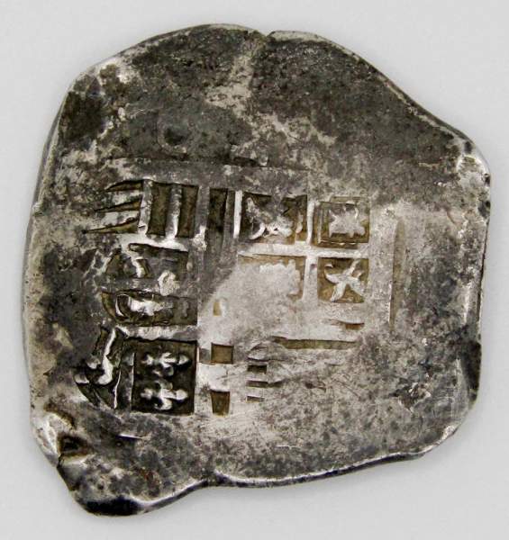 Монета Пиастр, Макукин (8 реалов) Испания Филипп III, монетный двор Мехико 1620-1630 гг. Монета Пиастр, Макукин (8 реалов) Испания Филипп III, монетный двор Мехико 1620-1630 гг.