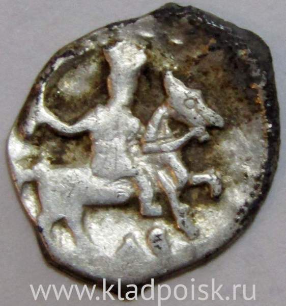 Денга Иван IV Васильевич Грозный (чешуя), серебро, 1533-1584 г., арт 9 Денга Иван IV Васильевич Грозный (чешуя), серебро, 1533-1584 г., арт 9