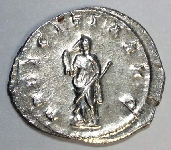 Монета Антониниан Римская Империя Герения Этрусцилла (жена Траяна Деция) 250-251 гг.