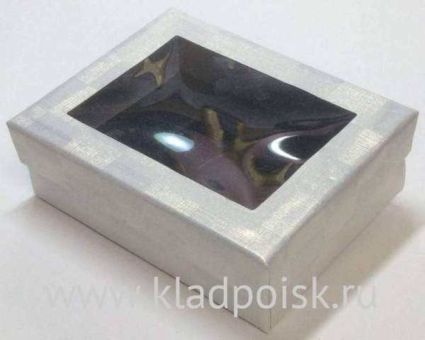 Коробка подарочная с прозрачным окном на крышке, белая Коробка подарочная с прозрачным окном на крышке, белая