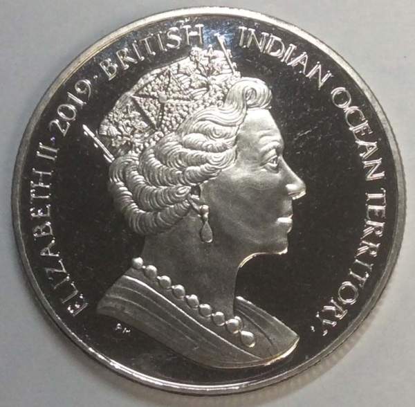 Монета 2 фунта 2019 Вторая Мировая война, Лётчик - Британские территории в Индийском океане