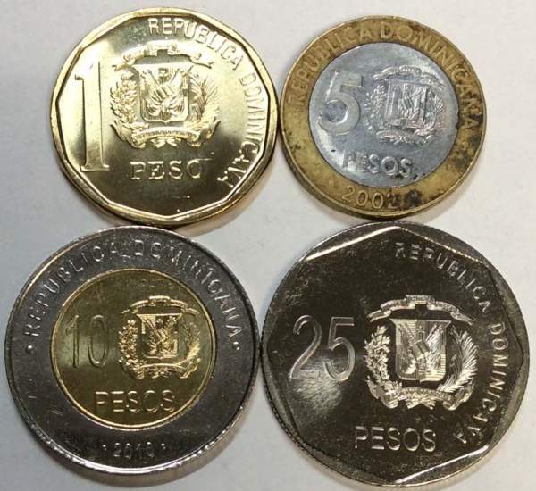 Набор регулярных монет Доминиканской республики 1997-2010 гг., 4 монеты Набор регулярных монет Доминиканской республики 1997-2010 гг., 4 монеты