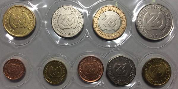 Набор регулярных монет республики Мозамбик 2006 года, 9 монет