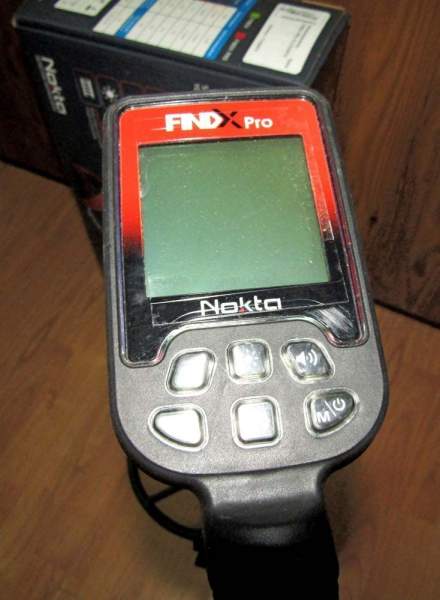 Б/у Металлоискатель Nokta FINDX Pro с катушкой 11 дюймов Б/у Металлоискатель Nokta FINDX Pro с катушкой 11 дюймов
