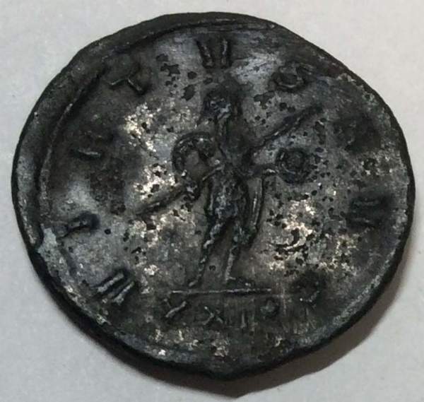 Монета Рим Антониниан Император Марк Аврелий Проб, 265-282 гг. Монета Рим Антониниан Император Марк Аврелий Проб, 265-282 гг.