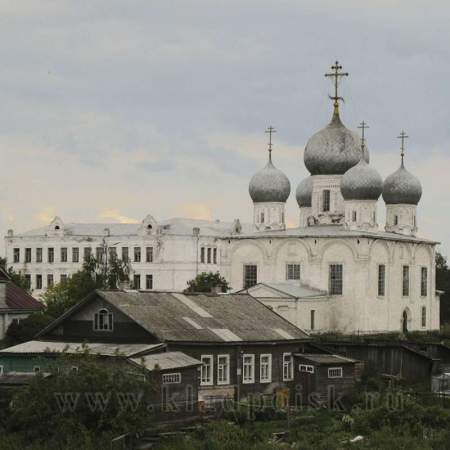 Монета 10 рублей Белозерск