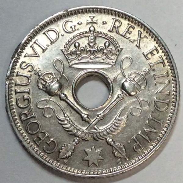 Монета 1 шиллинг 1945 года Новая Гвинея Британская Монета 1 шиллинг 1945 года Новая Гвинея Британская