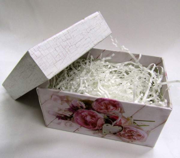 Коробка подарочная прямоугольная 11х7,5х5,5 см, с наполнителем, love-3 Коробка подарочная прямоугольная 11х7,5х5,5 см, с наполнителем, love-3