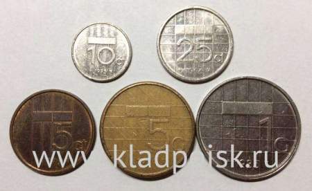 Набор монет Нидерланды Королева Беатрикс 1982-2001, 5 монет Набор монет Нидерланды Королева Беатрикс 1982-2001, 5 монет