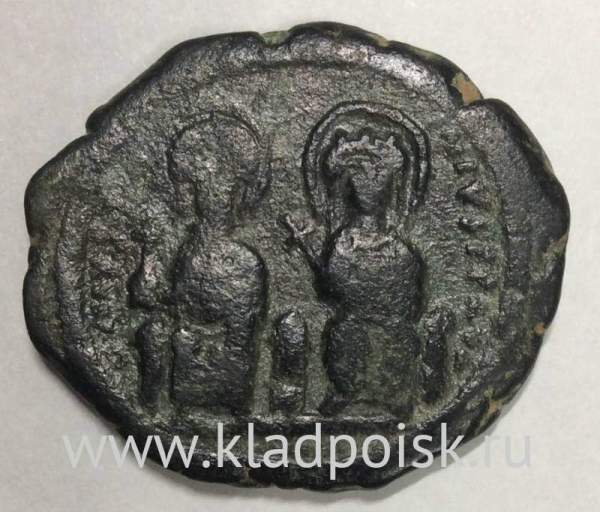 Монета Византии Фоллис Император Юстин II и София 4 год правления, Константинополь, 569 г. Монета Византии Фоллис Император Юстин II и София 4 год правления, Константинополь, 569 г.