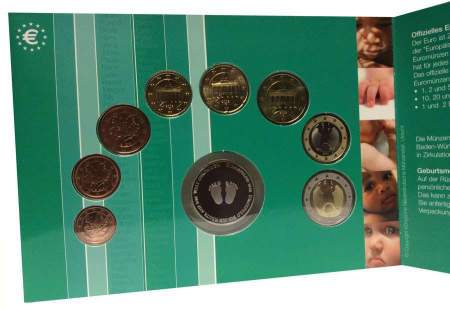 Годовой набор монет Германии 2003 года с жетоном 'Новорожденный' в буклете