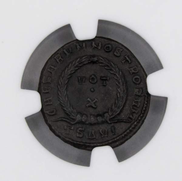 Монета в слабе, Рим, Император Крисп. (316-326) Монета в слабе, Рим, Император Крисп. (316-326)