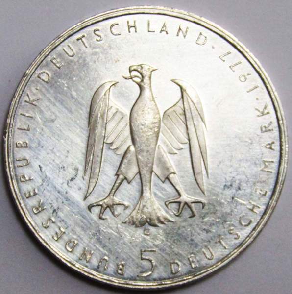 Монета 5 марок 1977 года 200 лет со дня рождения Генриха фон Клейста Монета 5 марок 1977 года 200 лет со дня рождения Генриха фон Клейста