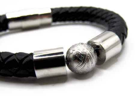 Браслет с бусиной Aletai