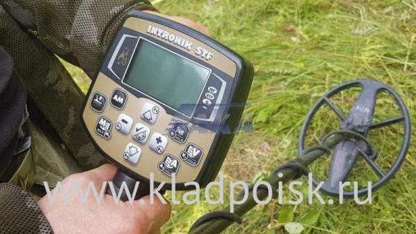Металлоискатель АКА Intronic STF Металлоискатель АКА Intronic STF