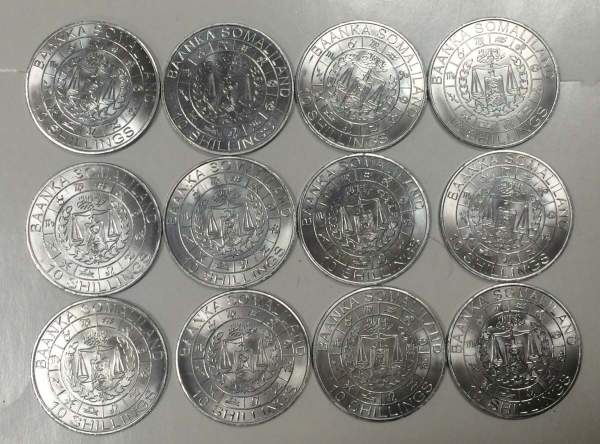 Полный набор монет 10 шиллингов Сомалиленд серии «Знаки Зодиака» без альбома