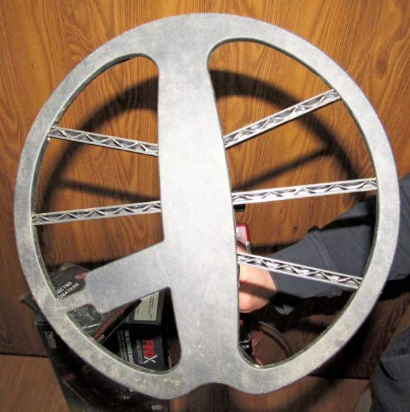 Б/у Металлоискатель Nokta FINDX Pro с катушкой 11 дюймов Б/у Металлоискатель Nokta FINDX Pro с катушкой 11 дюймов