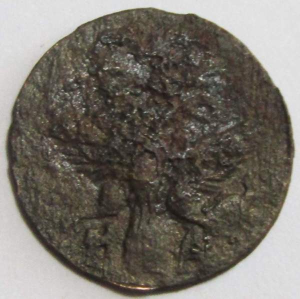 Монета полушка Российской Империи 1710 года (Петр I), фальшивая