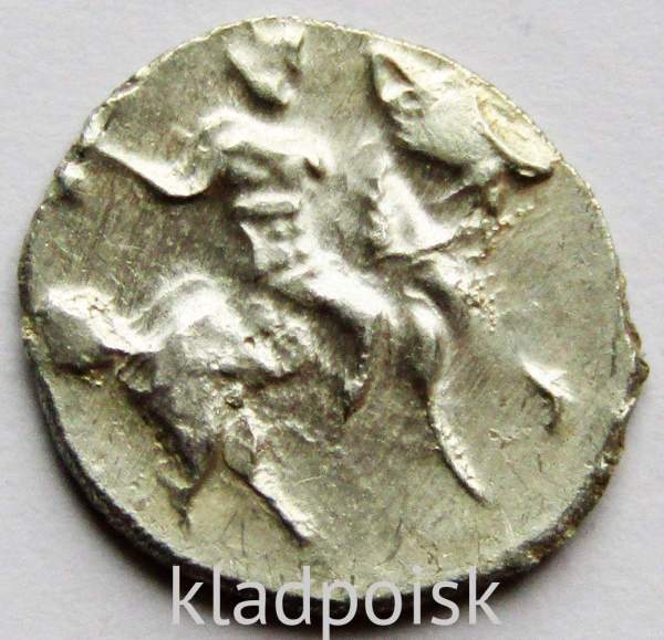 Денга Иван IV Васильевич Грозный (чешуя), серебро, до 1547 года Денга Иван IV Васильевич Грозный (чешуя), серебро, до 1547 года