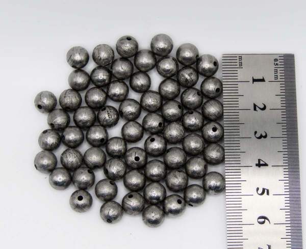 Шар 8 мм с отверстием из метеорита Aletai