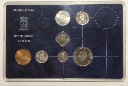 Набор из 7 монет 1983 г. в блистере - Нидерландские Антиллы