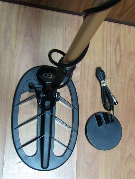 Металлоискатель Fisher F2 с катушками 11 и 4 дюйма