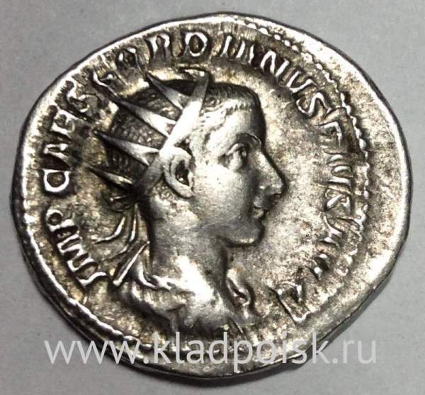 Монета Римская Империя Рим Антониниан Император Гордиан III 238-242 гг. Монета Римская Империя Рим Антониниан Император Гордиан III 238-242 гг.