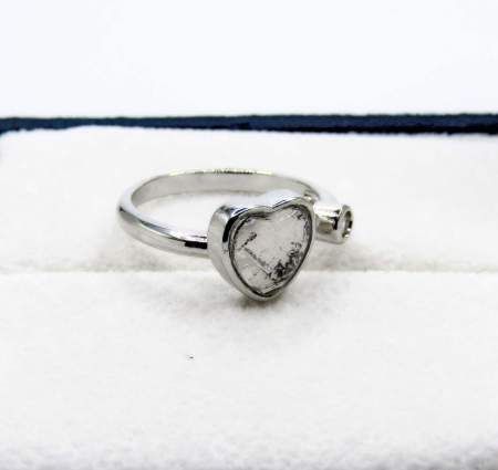 Кольцо с метеоритом Muonionalusta и фианитом