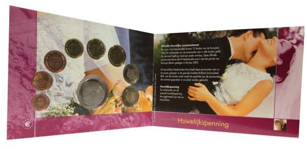 Годовой набор монет Нидерландов 2003 года с жетоном 'Свадебный' в буклете
