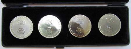 Набор жетонов Межнумизматика «250 лет открытия Русской Америки» в футляре